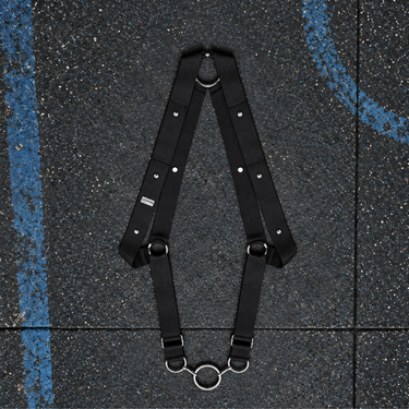 DNGEON DMBL05 Black flat lay